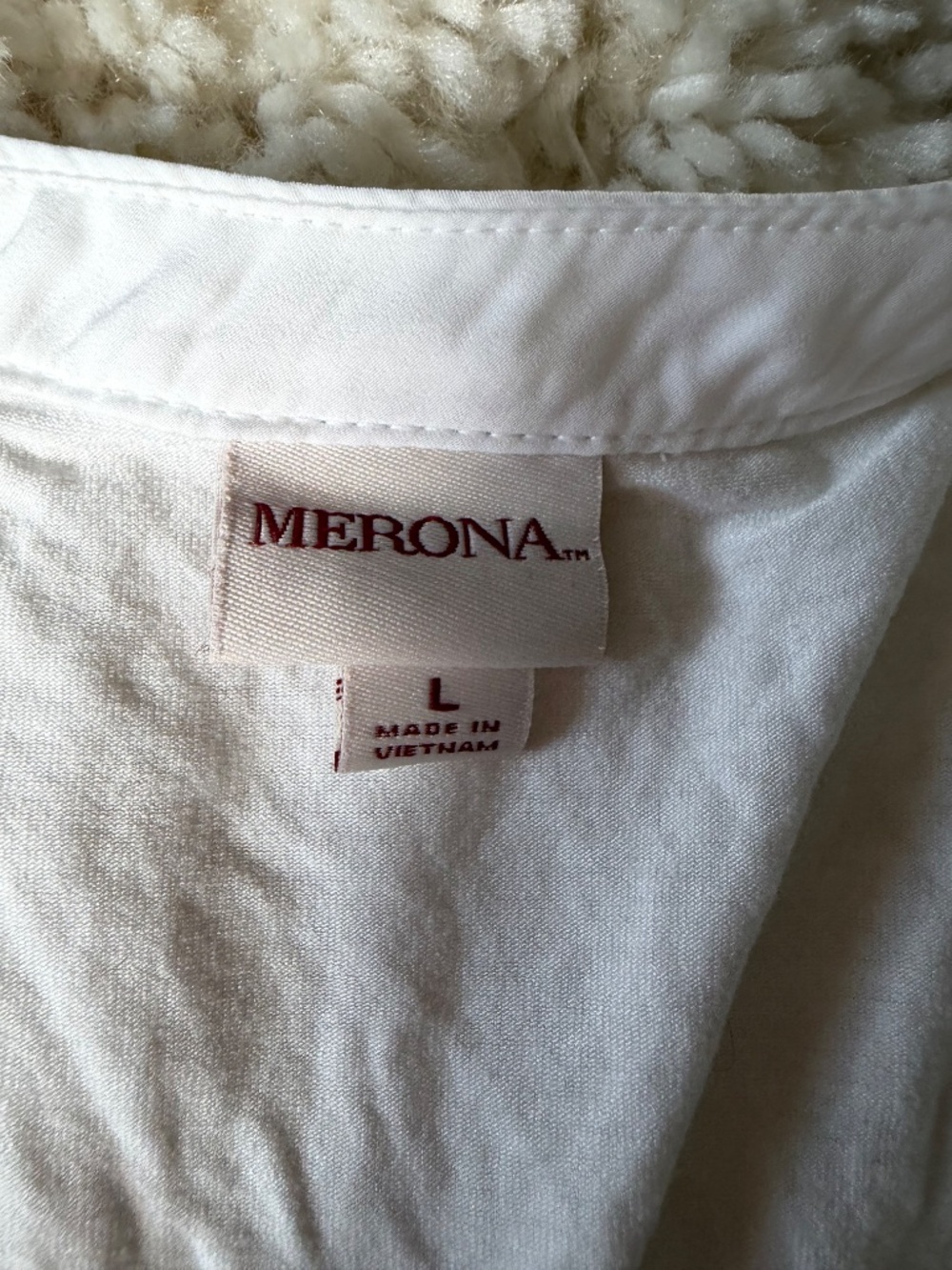 Soft white sleeveless Merona White Sleeveless Pintuck spring flowy cute Camisole - Picture 5 of 5